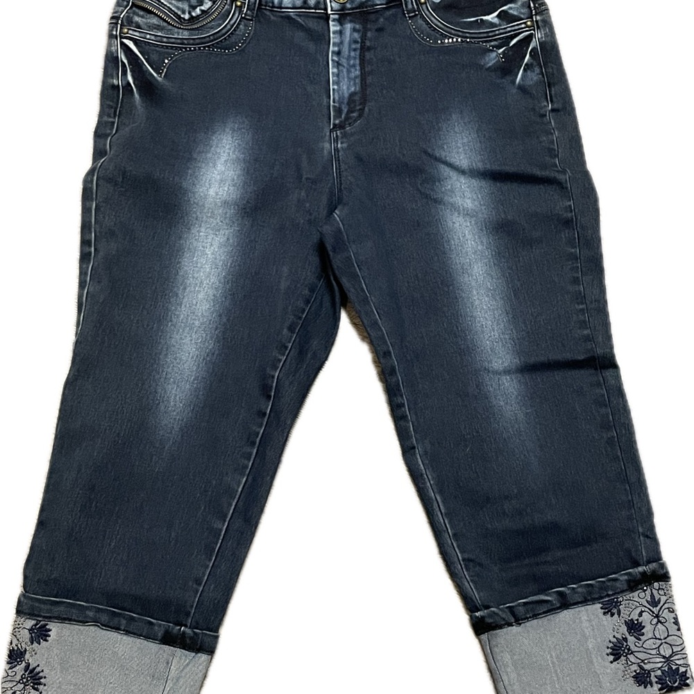 Adam Jacob Cuffed Women's Capris